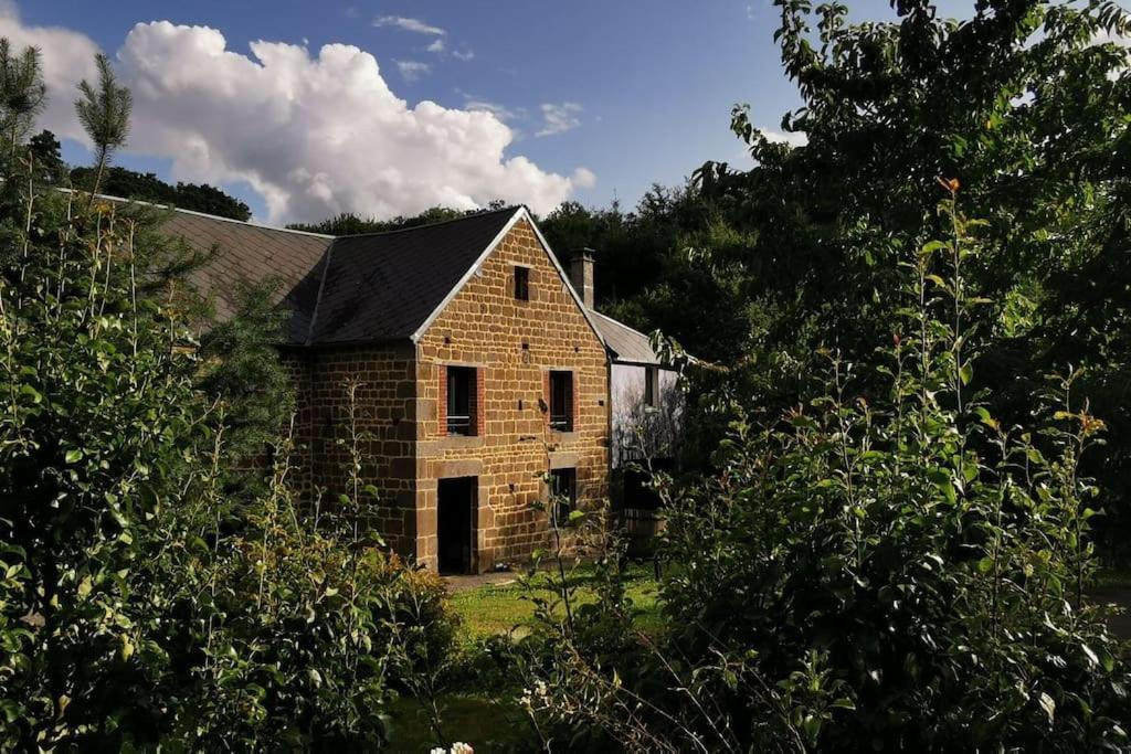 Le Moulin Des Rivieres Villa Breel Exterior photo